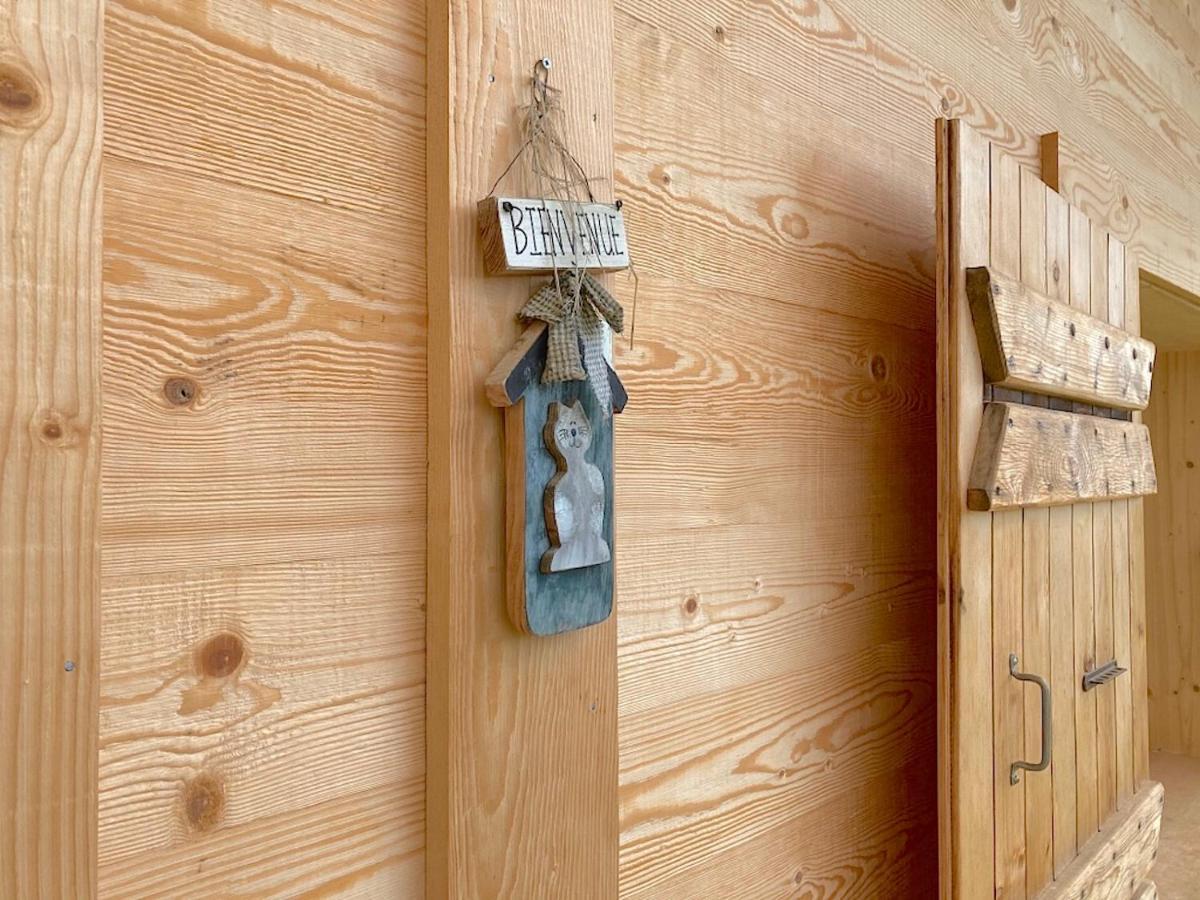 Chalets Savoie Les Chalets D'Heidi Notre-Dame-de-Bellecombe Bagian luar foto